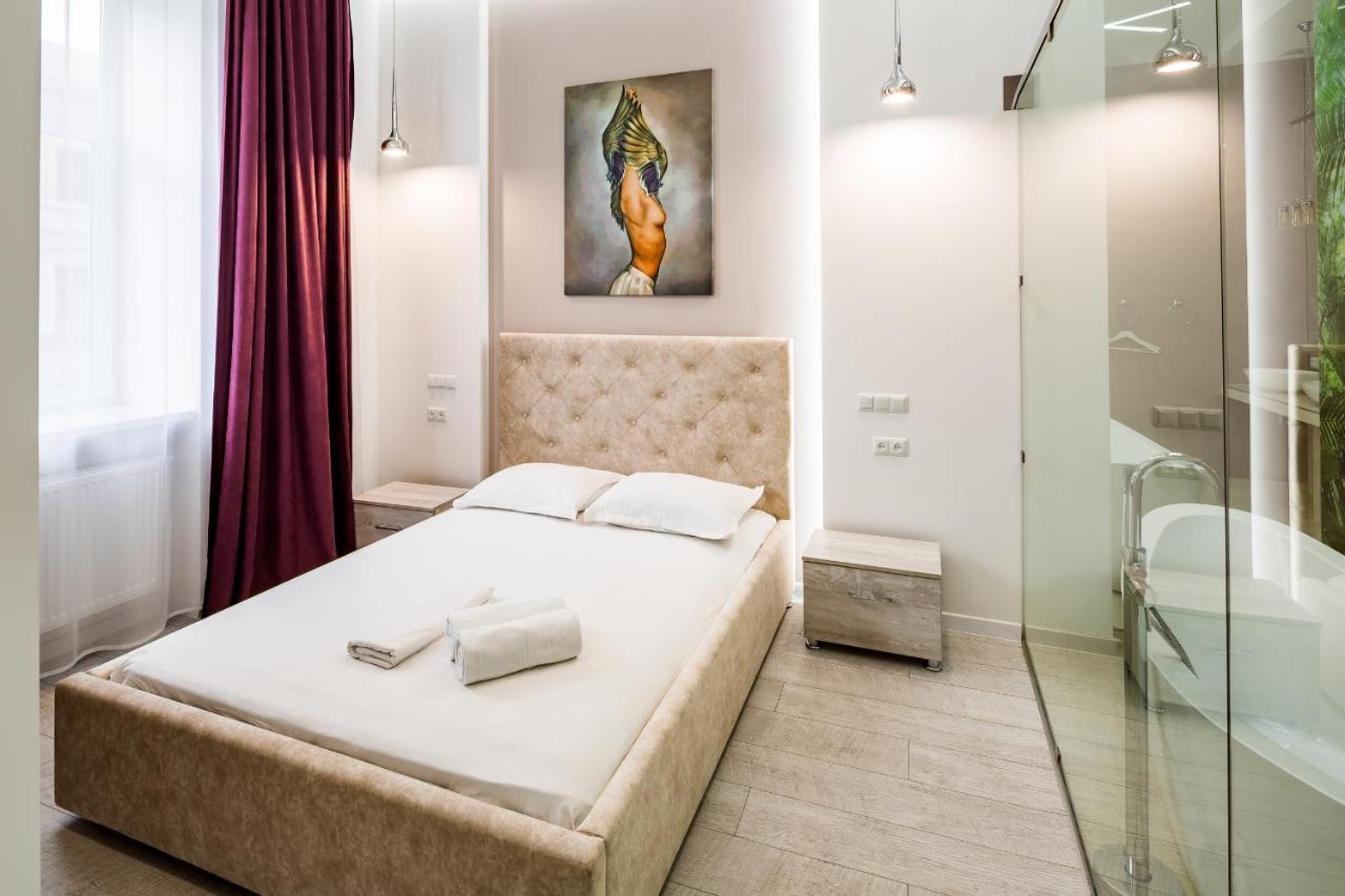 Leogrand Deluxe Apartments On Horodotska 33 리비프 외부 사진